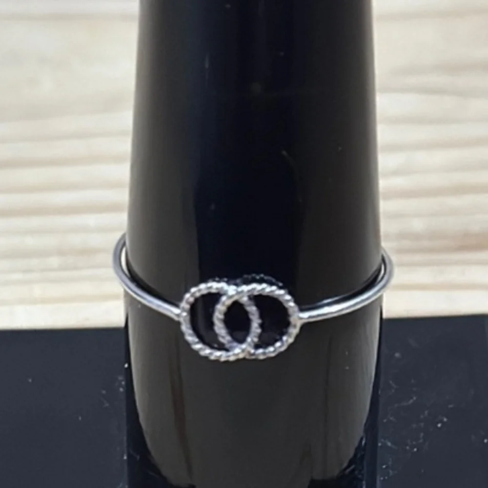 Sterling Silver Ring Size 8